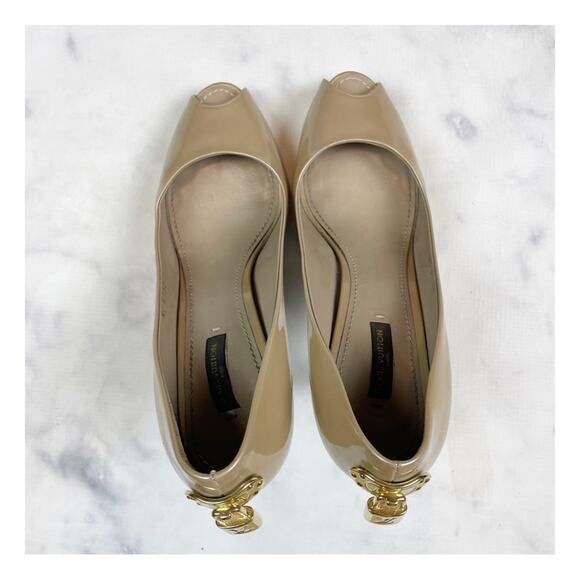 Louis Vuitton Oh Really! Beige Patent Leather Peep Toe Pumps Gold LV Padlock - Picture 6 of 14